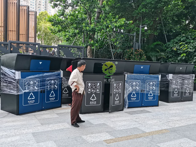 深圳小區垃圾分類投放點生活垃圾收集容器