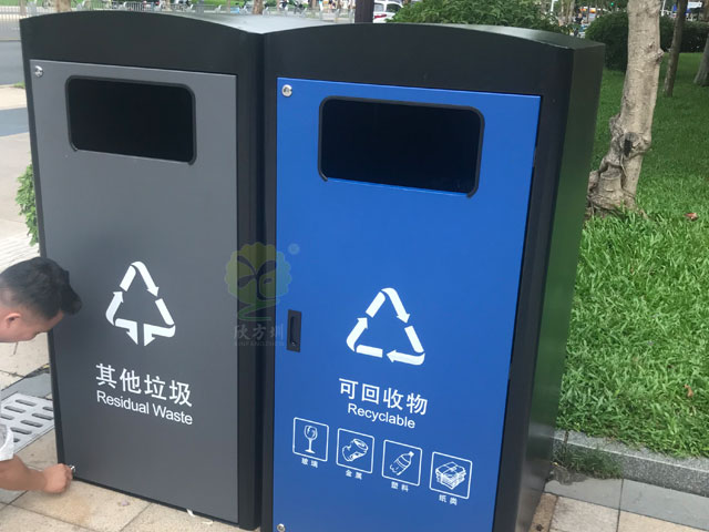 深圳兩分類箱體套桶-道路240升兩分類垃圾桶罩